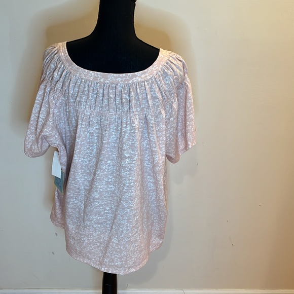 Cece Women’s Top - Picture 3 of 8